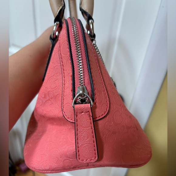 Guess Pink Satchel with Beige Handles - Picture 7 of 9